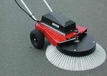 Handgestuurde veegmachines Limpar Radial