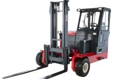 Heftrucks op diesel Moffett LR 30.3