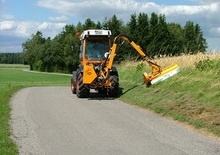 Zomeronderhoudsapparatuur/Hellingmaaiers Humus BMS Safety 105