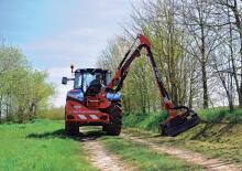 Zomeronderhoudsapparatuur/Hellingmaaiers Kuhn Multi-Longer GII 5557 P