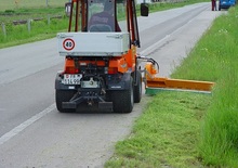 Zomeronderhoudsapparatuur/Hellingmaaiers Humus SSK 155