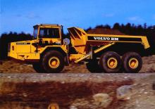 Kiepwagens Volvo A28 (6x6)