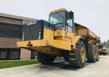 Kiepwagens Caterpillar D400