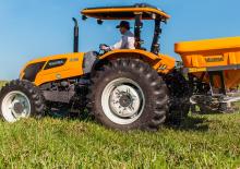 Kunstmeststrooiers Valtra BDF 1300