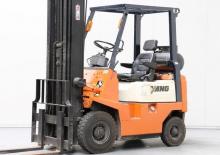 LPG-vorkheftrucks Yang FG 15 Mark 3