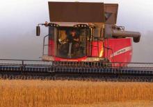 Combine maaidorsers Massey Ferguson Centora 7380