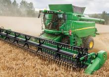 Combine maaidorsers John Deere T 670
