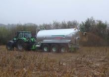 Mesttanks Vaia MB-220 TRIDEM