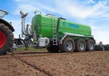 Mesttanks Bauer Irrigation Pump tanker poly 105 EA single axle