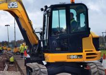 Rupsgraafmachines JCB 86 C-1