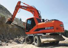 Mobiele graafmachines Doosan Solar 210 W-V