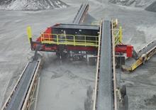 Mobiele zeefinstallaties Sandvik UF373