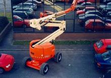 Knikarmhoogwerkers op wielen JLG 450A Semi Track