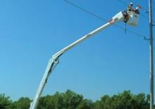 Op aanhangwagen gemonteerde knikarmhoogwerkers Altec AA55E