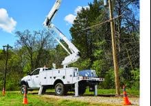Op aanhangwagen gemonteerde knikarmhoogwerkers Altec AT48M/P
