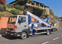 Telescoophoogwerkers op vrachtwagens Multitel MX 270