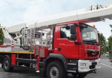 Telescoophoogwerkers op vrachtwagens Palfinger WT 450