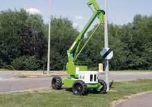 Knikarmhoogwerkers op wielen Niftylift HR 12