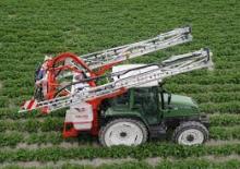 Opbouwveldspuiten Kuhn Deltis 800