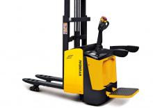 Pallet Stackers Sta op Rider Platform Hyundai 20 EDPR