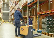 Pallet Trucks Staande Bestuurder Platform Caterpillar NPV20QL