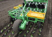 plantmachines Basrijs Soil-block planter self-propelled 5 rows