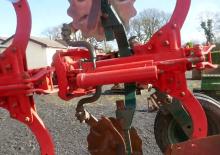 Ploegen Vogel & Noot c-plus M 900 ST