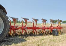 Ploegen Pöttinger Servo 35 S