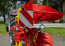 Ploegen Pöttinger Servo 4000 P