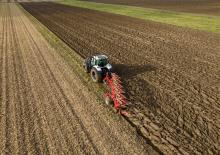 Ploegen Pöttinger Servo 4000
