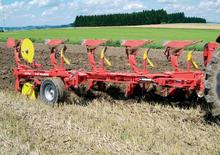 Ploegen Pöttinger Servo 45 S