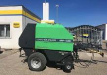 Ronde-balenpersen DEUTZ-FAHR MP 130