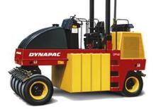 Walsen met rubberwielen Dynapac CP 142