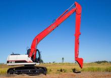 Rupsgraafmachines Link-Belt 210 LX Long Front