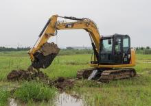 Rupsgraafmachines Caterpillar 30700