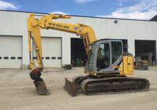 Rupsgraafmachines New Holland E 135 SRLC Mono