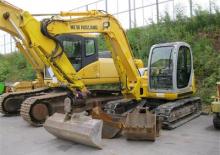 Rupsgraafmachines New Holland E80
