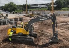 Rupsgraafmachines Volvo EC220EL