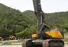 Rupsgraafmachines Volvo EC750E HR