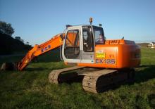 Rupsgraafmachines Fiat-Hitachi EX 135