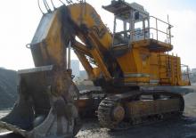 Rupsgraafmachines Demag H 95