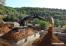 Rupsgraafmachines Hidromek HMK 145 LC SR