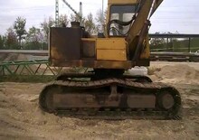 Rupsgraafmachines Eder R 805 LC