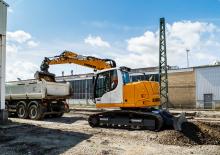 Rupsgraafmachines Liebherr R 914 C Litronic HDSL