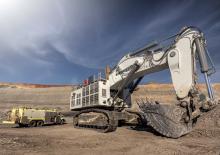 Rupsgraafmachines Liebherr R 9600