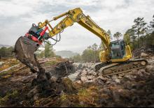 Rupsgraafmachines Kobelco SK 230 SRLC 5