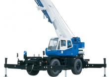 Ruwterrein-kranen Tadano GR 300 EX