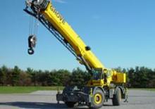 Ruwterrein-kranen Grove RT 700 E (4x4x4)