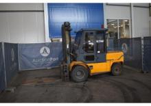 Ruwterrein-heftrucks Heden 7435