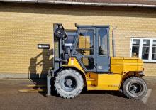 Ruwterrein-heftrucks Heden 7450